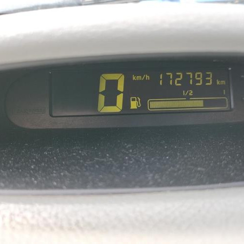 Vehicule-RENAULT-TWINGO-1-PHASE-2-1999-412f37471892764df76f0f9a820f7f5e4bdb4f54dadef389bce8db4885ff1a8f_mtn.jpg
