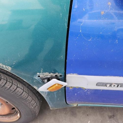 Vehicule-CITROEN-SAXO-PHASE-1-1996-2a54a0d2b57bd31a33ce5f33889f71b95a3fbeaacd50f7235627c185eb6ee0e0_mtn.jpg