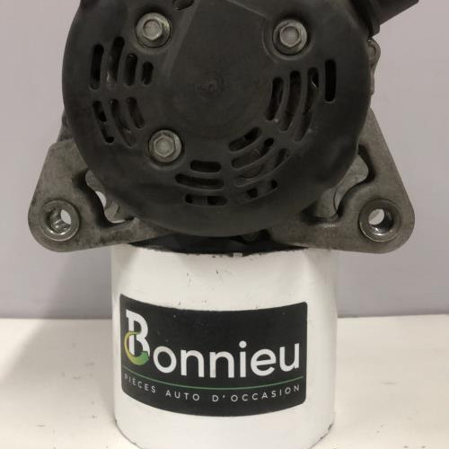73494997-32038a82-fdbe-41a1-bff8-855c278ba849-Piece-Alternateur-9820893880-PEUGEOT-208-1-PHASE-2-973f413e4b576bb02743dabc5e7dc82f95e1be84eefbf922637b70f55b7d264a_m.jpg