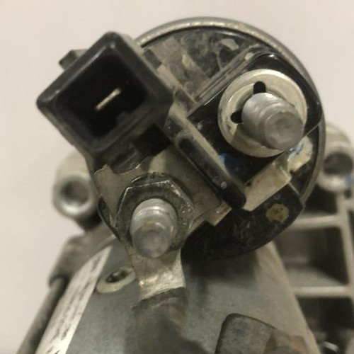 73495014-ef03e965-48ef-49a7-823c-9579c5e214be-Piece-Demarreur-9825233080-PEUGEOT-208-1-PHASE-2-e24cf9775a63ac2e4f6d2f36d5d6cc3fcc573e7709169e970bd0aa80c9a4161b_m.jpg