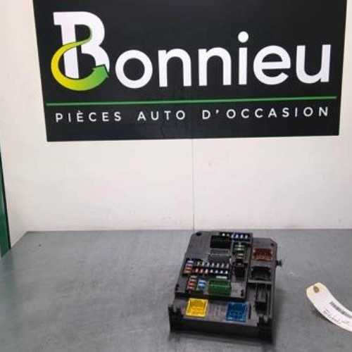 73497235-41938196-00cd-45fe-acf8-facbf21121f0-Piece-73497235-Boitier-BSI-1613502080-DS-DS5-PHASE-2-20-BLUE-HDI-16V-TURBO-15879cd7771222320cef209381c15f8c76933afd4edf1de203fb285c6ff17fef_m.jpg