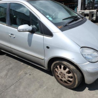 Vehicule-MERCEDES-CLASSE-A-168-PHASE-2-2004-3508cdbc6d0a333ef617ec8bd252f72203105fb84a45b68e0367c562b666dc7f_mtn.jpg