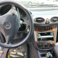 Vehicule-MERCEDES-CLASSE-A-168-PHASE-2-2004-c4e8de3f1b606fc2b32e1a028fbb98324091facff9f9bd4634abb9d2d5ad4f86_mtn.jpg