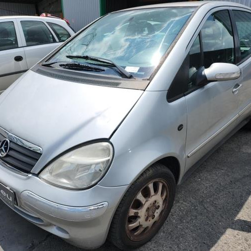 Vehicule-MERCEDES-CLASSE-A-168-PHASE-2-2004-828cebcb09cfe38f1bbd3b809fd958619e2207b94405b6b11ea75ec667dc866d_mtn.jpg