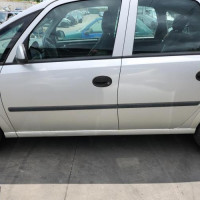 Vehicule-OPEL-MERIVA-A-PHASE-1-2003-0b4a04e97240f27d6e86c47eb4e8c68df8e6f1cd8cfe9342b14cfb423df84e7a_mtn.jpg