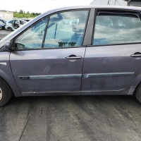 Vehicule-RENAULT-SCENIC-2-PHASE-1-2005-634853b31b096471430af82a6c28345fad4fde6feb0022a3749bfc9f0220d2bd_mtn.jpg
