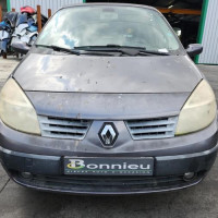 Vehicule-RENAULT-SCENIC-2-PHASE-1-2005-f3606521cd5a20432c81a02c753160dd937e14d2c05afdfc9d273f5a86ea14c5_mtn.jpg