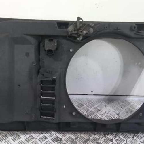 73649316-bf383fe8-ddc9-4474-b3cc-67d83e48316a-Piece-73649316-Armature-avant-Masque-avant-00007106C5-CITROEN-C4-1-PHASE-1-16i-16V-8389ac3d1804365848c6c464d07ca6b7bd358886bdf35763b4e6a828df994d73_m.jpg
