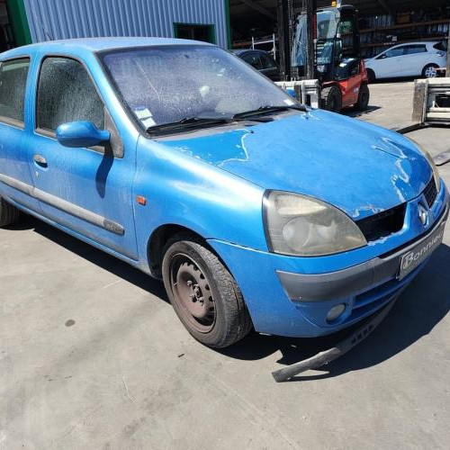 Vehicule-RENAULT-CLIO-2-PHASE-2-2001-2a5d4bfe4c606a442114dcd96865a50af387f29719131e608f90deedaa8960cf_mtn.jpg