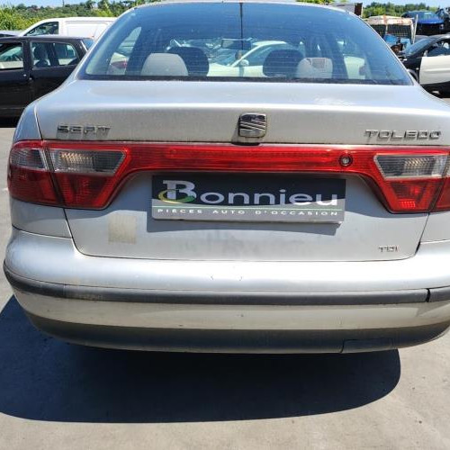 Vehicule-SEAT-TOLEDO-2-2002-73783a1d395cf5049e6167839a778a1db0868841e29b5f2845a722898bf181a5_mtn.jpg