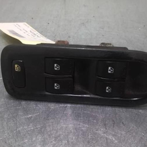 74038240-49e6e532-dc4e-44d9-81dc-4e763f0cb0a7-Piece-74038240-Interrupteur-de-leve-vitre-8200315042-RENAULT-MEGANE-2-PHASE-2-15-DCI-8V-TURBO-92d17a7132527e6873f84041b6fb5d82b26a851795c9b02b6644a598de2067d7_m.jpg