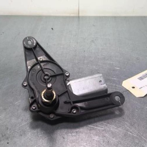 74049117-3b707cc1-4a5f-4267-a3a4-c4bd6f5cbfa2-Piece-74049117-Moteur-essuie-glace-arriere-RENAULT-CLIO-2-PHASE-2-15-DCI-8V-TURBO-8fe9b1244d95f69ed04a4f110984b2cbfaa17a56aa4a0a8c51705e42f9a45b64_m.jpg