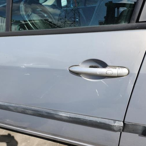 Vehicule-RENAULT-GRAND-SCENIC-2-PHASE-1-2005-623c3c37caa7e9f30ac8a12f2525ac6c524fe9269f5de31661b7d93811fc0438_mtn.jpg
