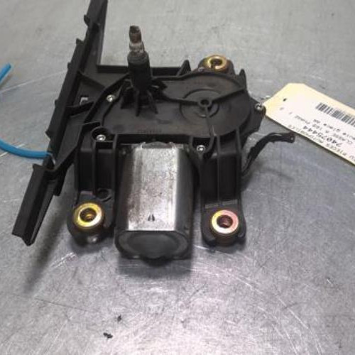 74075444-69c5d7da-57dc-42d3-aac1-d40654dba1a3-Piece-74075444-Moteur-essuie-glace-arriere-1698201340-MERCEDES-CLASSE-A-169-PHASE-1-180-20-CDI-16V-TURBO-c9e2ed808ba06fa3ca0b79366328bcef0b889901fee5d52d1af5b150eacff76e_m.jpg