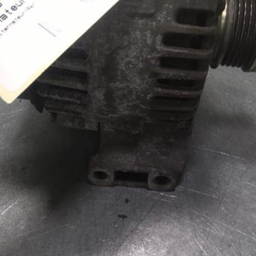 74075494-4d1220f1-e337-4ca4-93ea-c63cc4177ab0-Piece-74075494-Alternateur-6401540502-MERCEDES-CLASSE-A-169-PHASE-1-180-20-CDI-16V-TURBO-5d545d547fe47f0d52c3c869997cef563062335094f0fb3085f190861d5a9eb2_m.jpg