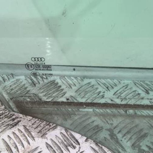 74082863-10c8a4b1-45c2-4e46-bc8c-0831a974afe2-Piece-74082863-Vitre-avant-droit-8X4845202-AUDI-A1-1-SPORTBACK-PHASE-1-16-TDI-16V-TURBO-3bf33e058a3b7dbf80225166a310aca75623107997d96c4368d21f8520788674_m.jpg