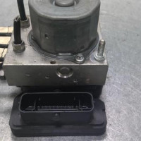 74083260-47ad1d94-aa51-41c4-9e10-200933c5afa4-Piece-74083260-Bloc-ABS-6R0614517CBBEF-AUDI-A1-1-SPORTBACK-PHASE-1-16-TDI-16V-TURBO-3622c63f9420def23ffbb8900f007444d07175bd867ee01157bbd8cc34ee01c8_m.jpg