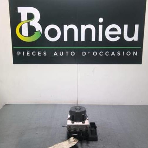 74083260-a67c7434-5bc1-4a3d-8a73-f288a76acf97-Piece-74083260-Bloc-ABS-6R0614517CBBEF-AUDI-A1-1-SPORTBACK-PHASE-1-16-TDI-16V-TURBO-dbcfe409811f672648fff6ed65a4f93424a07b8bb6f76113dabc93bedd3ae5a9_m.jpg