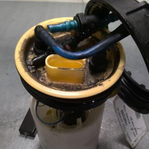 74083288-ba0fc4fe-e043-445e-bd47-c38646e55bc3-Piece-74083288-Pompe-immergee-6RF919050K-AUDI-A1-1-SPORTBACK-PHASE-1-16-TDI-16V-TURBO-e5bc2de54f4133ee87943d2665b6ae79a7ba38abbb59688a2b484412a56bae24_m.jpg