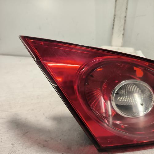 74147690-2abd70a2-12fe-440c-ad1b-1ab93c4744b1-Piece-Feu-arriere-secondaire-gauche-feux-3C8945093F-VOLKSWAGEN-PASSAT-5-CC-COUPE-bb21bd50458a12ddda561597d59d7d83e454545f6d9b9dc9f71ad613509a33ad_m.jpg