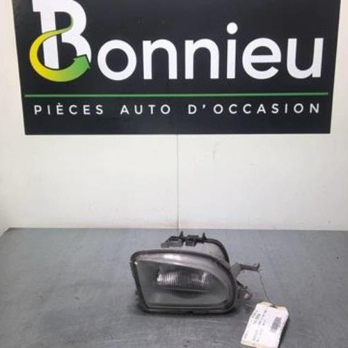 Anti brouillard droit (feux)