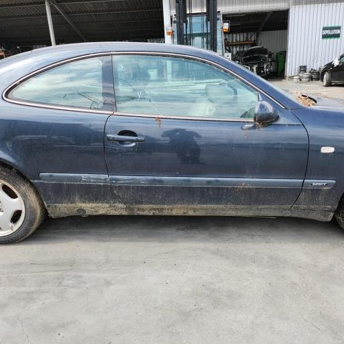 Vehicule-MERCEDES-CLASSE-CLK-208-PHASE-1-COUPE-1999-38b992f66500b7d745f3a8d4a9061d4663a4f32f652772dd3c50a9d1883c4db2_mtn.jpg