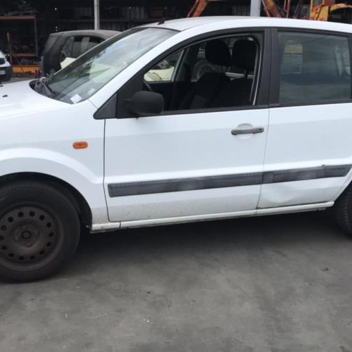 Vehicule-FORD-FUSION-PHASE-2-2006-012c67f44ffd78108367cff89b1f4a37b2f1001884787b6e005e9647b64476a3_mtn.jpg