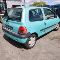 Vehicule-RENAULT-TWINGO-1-PHASE-2-2000-0b9efd7bbf3ea30f13e78c511ec6c7fbc09a12bd302095fd0a5c8d3d8bfbe58d_mtn.jpg