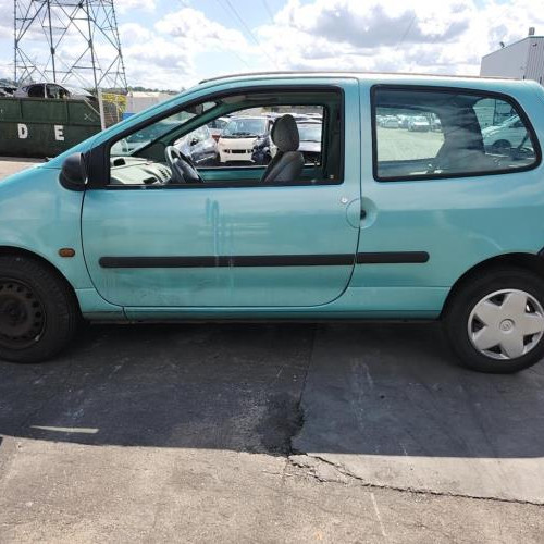 Vehicule-RENAULT-TWINGO-1-PHASE-2-2000-fb679af6c3d1dcfcd0c1cf7eb64b8baa1fd57527d63e07918d9f071ac94a33b4_mtn.jpg