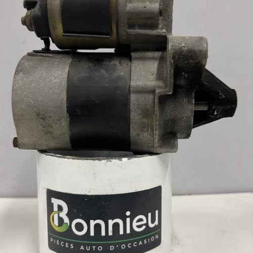 74262925-261dd1e5-8377-4a57-bf66-dab5c4228229-Piece-Demarreur-8200049826-RENAULT-CLIO-2-PHASE-2-8eb0394d732c41547bdd5a616edcb97c289626e88adbdedc0dd612a7285f1633_m.jpg