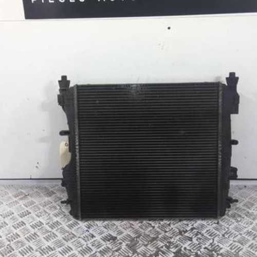 74264465-94bd97d6-254e-4f04-93c6-b54aa8258727-Piece-74264465-Radiateur-eau-8200384071-RENAULT-KANGOO-1-PHASE-2-15-DCI-8V-TURBO-fea37af3f5087c9081177b3e44b0462fbc6ba5e3c49fd087ee107fb0b125f7d4_m.jpg
