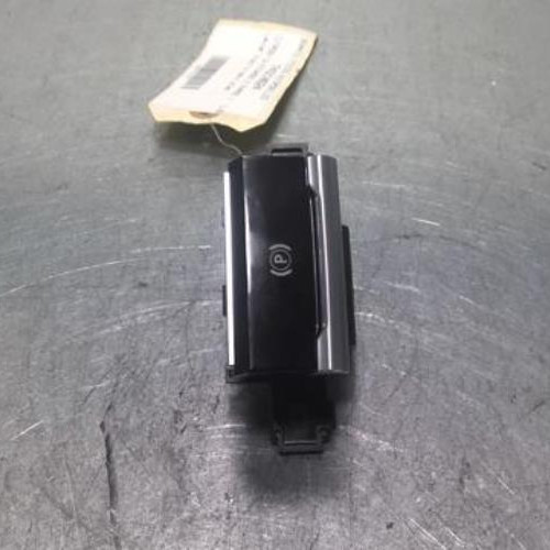 74310624-6e81a283-7954-42fc-af1c-d7bade0fe77b-Piece-74310624-Levier-frein-a-main-electrique-96781160VV00-CITROEN-C4-PICASSO-2-PHASE-1-16-HDI-8V-TURBO-2957bd2c5383824f0e1f1e24eed371aabc4778ea574779e7b8fa73bb7ba4d7a9_m.jpg