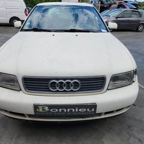 Vehicule-AUDI-A4-1-PHASE-1-1996-01ae2fc40f92b0941c846668f31249e46ae55cc8bedaea51db09cfbc0e28c99f_mtn.jpg