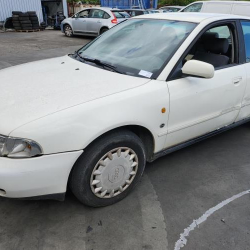 Vehicule-AUDI-A4-1-PHASE-1-1996-4c811a332f8ff065f0bae29e897a75d1458a3b694e3f327b7af9cecbbc6dc7fd_mtn.jpg