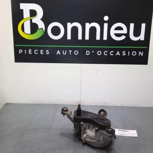 Moteur essuie glace avant droit