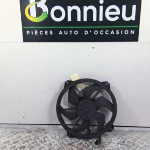 74657080-1278fc1c-578d-4e2b-84dd-74b940da47ca-Piece-74657080-Ventilateur-eau-9828719880-CITROEN-C4-PICASSO-1-16-HDI-16V-TURBO-02c0010574b7e19a3292e5fb2ac56619711f2dbcd69286573e06fb891e19be06_m.jpg