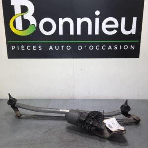 Moteur essuie glace avant
