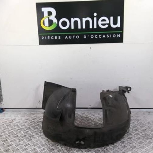 Pare boue avant droit