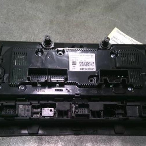 Vehicule-SEAT-LEON-3-ST-PHASE-1-BREAK-2016-49898c91ee613192532be48a1c3caebc368680ad026084f22a192fafdb347269_mtn.jpg