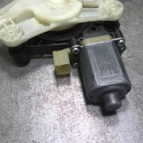 Vehicule-SEAT-LEON-3-ST-PHASE-1-BREAK-2016-45f0cd7782972b56ecf446d60eb4b43e6ac6b78608603d9c3913d79e2fe2c0ea_mtn.jpg