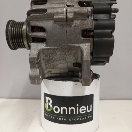 Vehicule-SEAT-LEON-3-ST-PHASE-1-BREAK-2016-45f0cd7782972b56ecf446d60eb4b43e6ac6b78608603d9c3913d79e2fe2c0ea_mtn.jpg