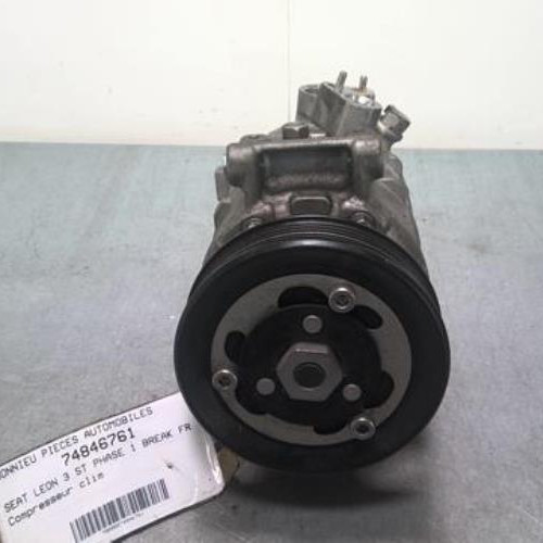 Vehicule-SEAT-LEON-3-ST-PHASE-1-BREAK-2016-45f0cd7782972b56ecf446d60eb4b43e6ac6b78608603d9c3913d79e2fe2c0ea_mtn.jpg