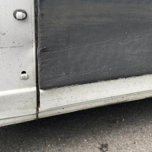 Piece-Porte-laterale-droit-46858521-FIAT-DUCATO-3-PHASE-1-ff7539040c915a66fc1494d1eb73ce0285563b03fc1771e5f09f14a7d14a0ff9_mtn.jpg