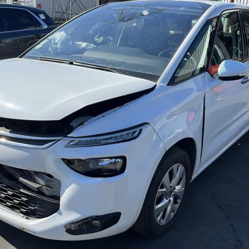 Vehicule-CITROEN-C4-PICASSO-2-PHASE-1-2014-a94e71d194df6dfd30788ac9e605dc774962a45fad02c5b076ec7c902e86bd80_mtn.jpg