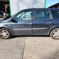 Vehicule-RENAULT-GRAND-SCENIC-2-PHASE-2-2008-8534b7a98db28d4d5980eeccc50f2db8829415e75a7c8ecb3c54054c10a89a52_mtn.jpg