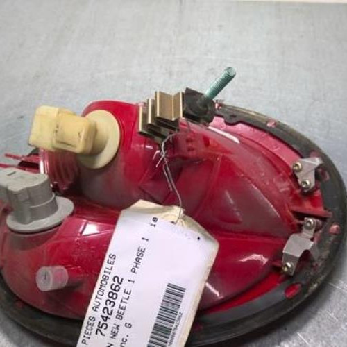 75423862-904cf01a-3513-453a-bcf3-66104dd31f6a-Piece-75423862-Feu-arriere-principal-gauche-1C0945171D-VOLKSWAGEN-NEW-BEETLE-1-PHASE-1-14i-16V-61b60552c77f9ce346dff5c9abd237ded6f5d96c2dfeedadd1c12a7147228971_m.jpg