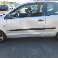 Vehicule-VOLKSWAGEN-POLO-4-PHASE-1-2002-ca6203daca8915819104c58d67ed84ef2f68f85a1c2e733934084f0927f60309_mtn.jpg