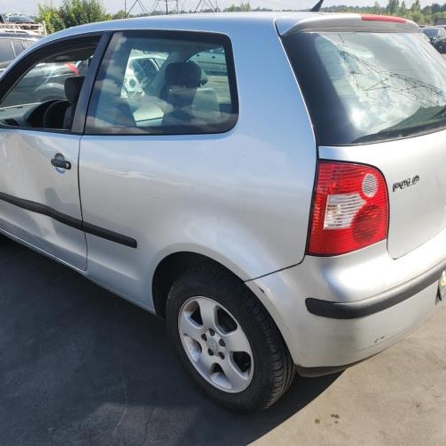 Vehicule-VOLKSWAGEN-POLO-4-PHASE-1-2002-70b35ea2ff4f1af4b2e34147ff3b8ef606208ba1fc5acc7b6dbdb8b0df127491_mtn.jpg