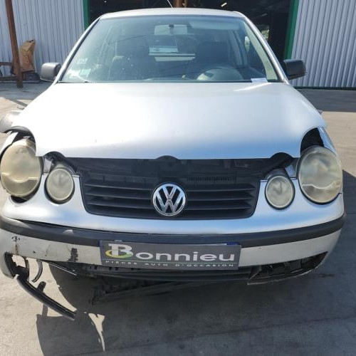Vehicule-VOLKSWAGEN-POLO-4-PHASE-1-2002-feb2e150ecb31cc6976cada816a9a1f66cae00e3e077c4ebe4dc77f51311df4c_mtn.jpg