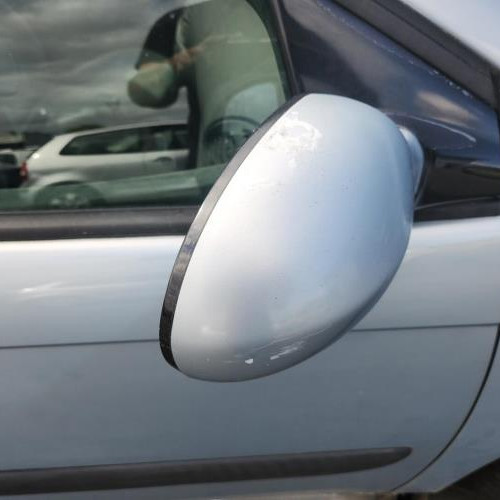 Vehicule-CITROEN-C5-1-PHASE-1-2004-8f9d1dadc7e6224f80f90fab7bf490f5b3d7c1ff6cd958b9674ffd02d36da977_mtn.jpg